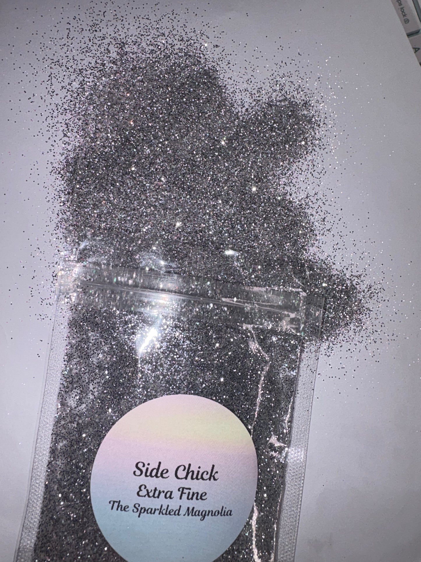 Side chick